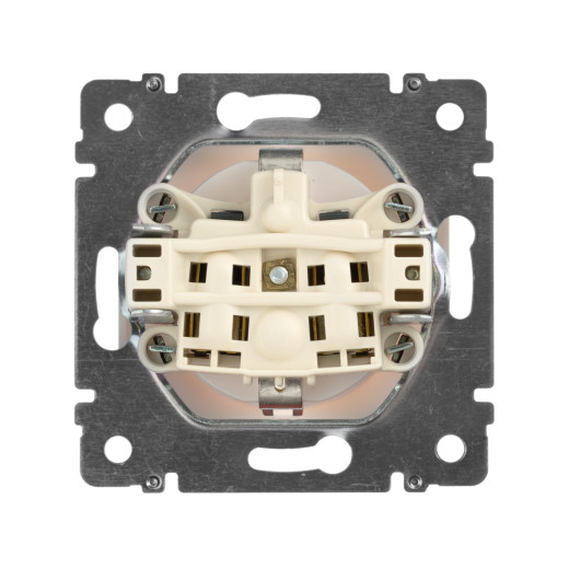 Розетка с заземлением - Legrand Valena - со шторками 16А 250В винтовые зажимы - белый