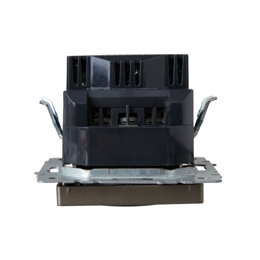 BRITE Роз. с з/к/ш 16А с USB A+A 3,1А РЮш10-2-БрШ шамп. IEK