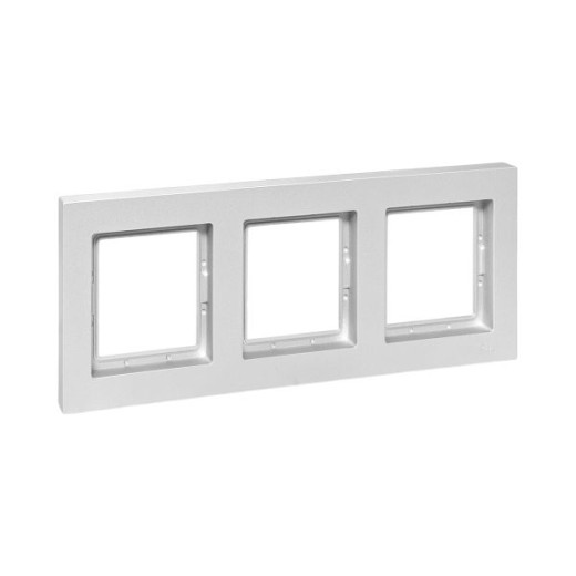 3 - местная рамка, IP44, алюминий, пластик Эпика EKF
