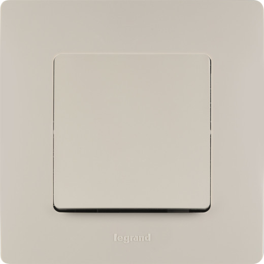 Переключатель одноклавишный - Legrand Etika - 10А 250В безвинтовые зажимы - слоновая кость