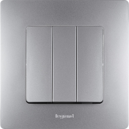 Выключатель трёхклавишный - Legrand Etika - 10А 250В винтовые зажимы - алюминий