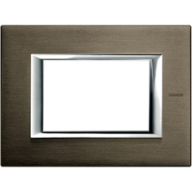 BT Axolute Бронза Рамка 3 мод прямоугольная.