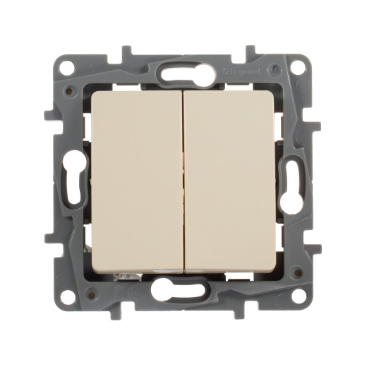 Выключатель двухклавишный - Legrand Etika - 10А 250В безвинтовые зажимы - слоновая кость