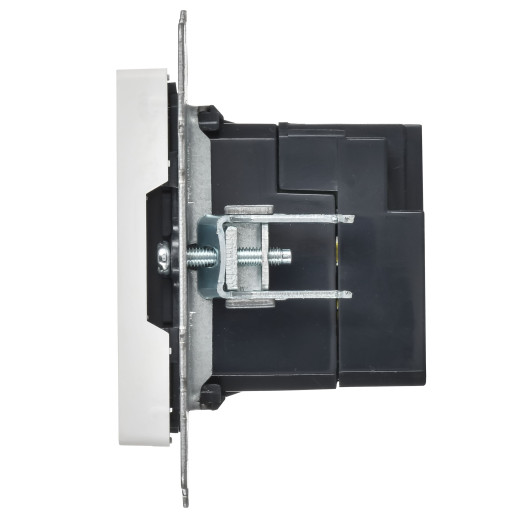 BRITE Роз. USB A+C 18Вт РЮ11-1-БрАБ а/б IEK