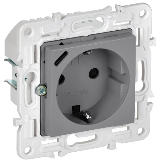 SKANDY Роз. с з/к/ш 16А с USB C 18Вт SK-R17Gr сер. IEK