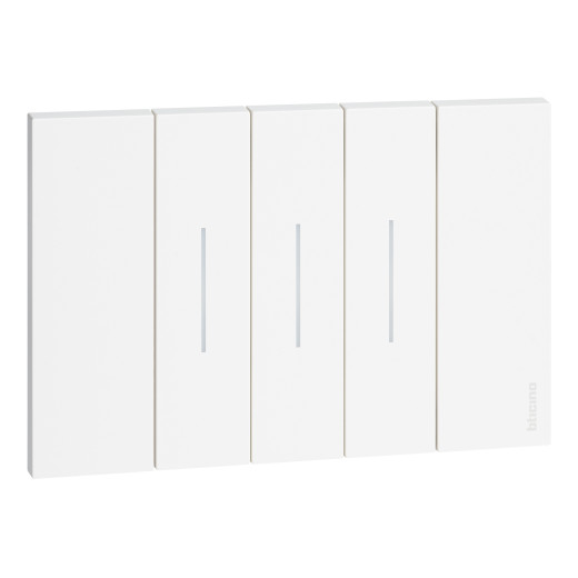 LIVING NOW. Декоративная рамка 3 модуля.Цвет Белый.