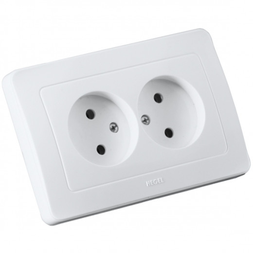 РС16-342 Розетка скрытой установки, двухместная, со шторками, цвет белый