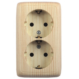 Hegel Альфа наруж Сосна РА16-154-02 Розетка с/з двойная, -шт изол. пластиной (250В, 16А)