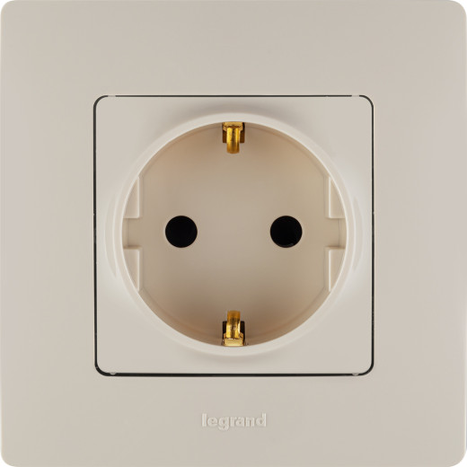Розетка с заземлением - Legrand Etika - без шторок 16А 250В винтовые зажимы - слоновая кость