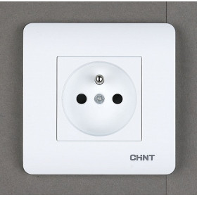 CHINT Французская розетка 16А 250В