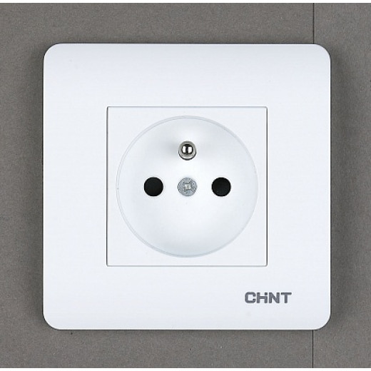 Французская розетка 16А 250В