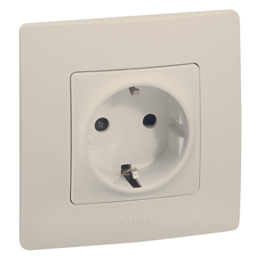 Розетка с заземлением - Legrand Etika - без шторок 16А 250В винтовые зажимы - слоновая кость