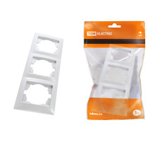 TDM Рамка 3-х постовая вертикальная белая 