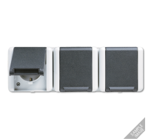 JUNG Тройная  горизонтальная SCHUKO-розетка 16A 250V ~ для накладного монтажа IP44