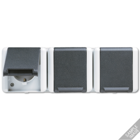 JUNG Тройная  горизонтальная SCHUKO-розетка 16A 250V ~ для накладного монтажа IP44