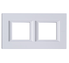 BT Axolute White Рамка 2+2 мод прямоугольная горизонтальная.