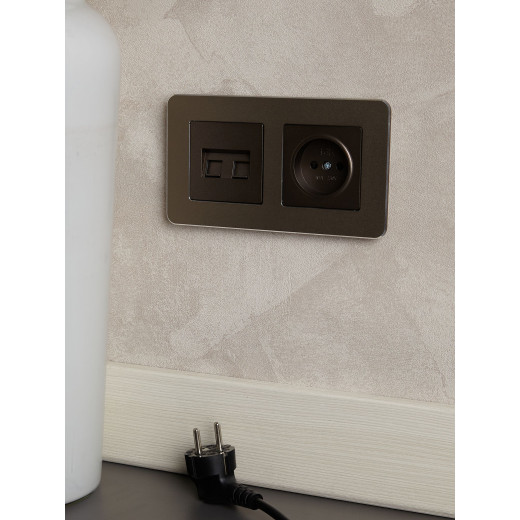 BRITE Роз. без з/к с з/ш 10А РСш10-2-БрТБ бр. IEK