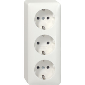 Gira Тройная розетка с з/к IP20