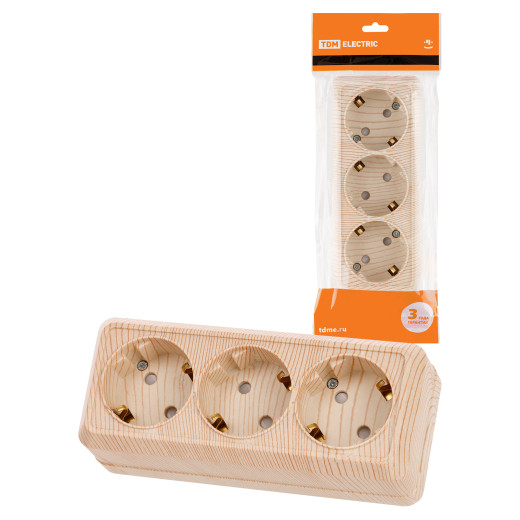 Розетка 3-х местная горизонтальная 2П+3 открытой установки IP20 16A с з/ш сосна 