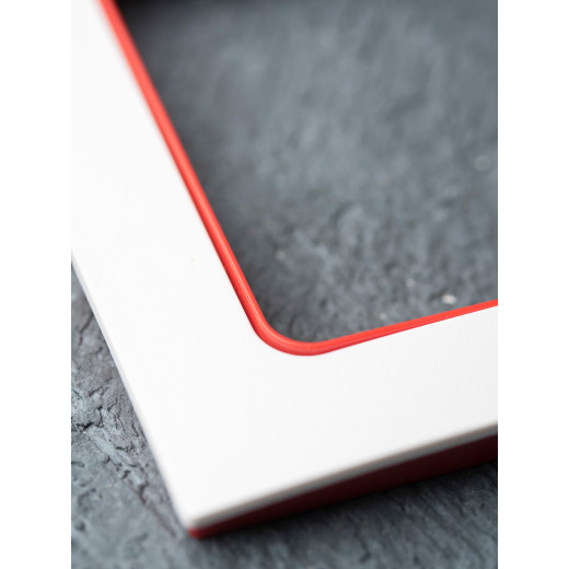 Стокгольм Рамка 1-местная белая с линией цвета красный EKF PROxima