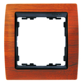 Simon 82 Вишня/Графит Рамка 4-ая