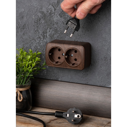 Розетка 2-местная ОП Минск 16А с заземлением тёмное дерево EKF
