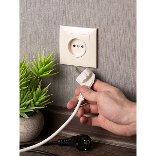 Валенсия розетка 1-местная б/з 10А кремовая с защ. штор. EKF PROxima