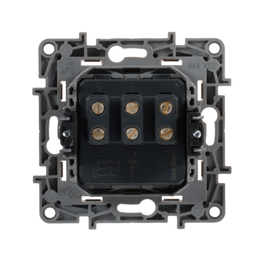 Выключатель трёхклавишный - Legrand Etika - 10А 250В винтовые зажимы - слоновая кость