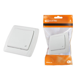 TDM Розетка с крышкой 2П+З 16А 250В IP44 белая 