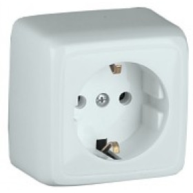 Hegel Альфа наруж Белая РА16-114 Розетка с/з, со шторками, с изол. пластиной