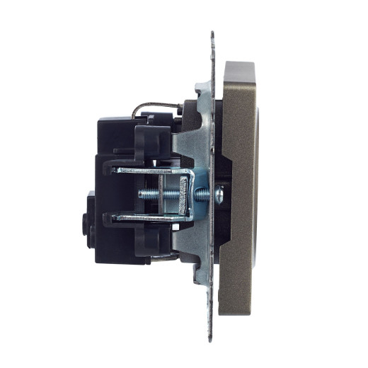 BRITE Роз. с з/к без з/ш 16А РС11-1-0-БрШ шамп. IEK