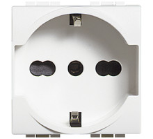 BT Розетка 2П + заземление (центр., боков.) 16А с защитными шторками 2 модуля.