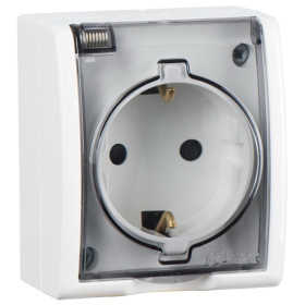 Simon 15 Aqua Белая Розетка 1-ая с/з с крышкой с защитными шторками наружная, IP54