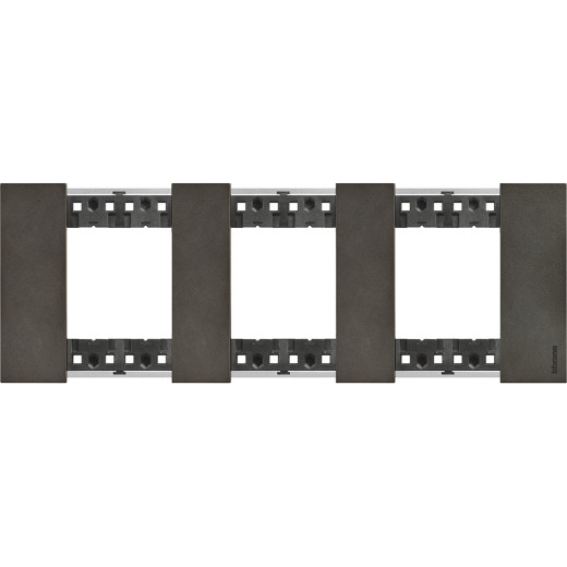 LIVING NOW. Декоративная рамка 3 поста (2+2+2 модуля).Цвет 