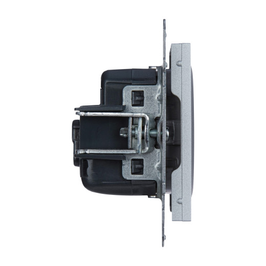 SUNO. Силовая розетка 2К+З 16А 250В с защитными шторками. Винтовые зажимы. Цвет 