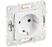 IEK SKANDY Арктический белый Розетка с/з с защитными шторками 16А б/к SK-R06W