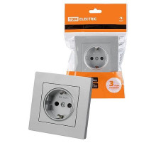 TDM Розетка 2П+З 16А 250В с защ. шт. серебр. металлик 