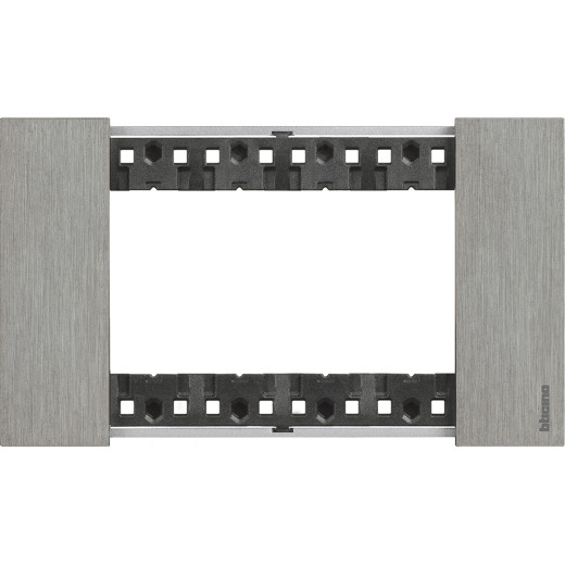 LIVING NOW. Декоративная рамка 4 модуля.Цвет 