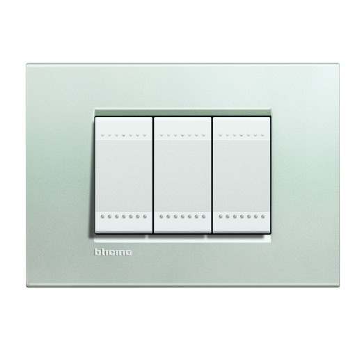 Livinglight Рамка прямоугольная, 3 модуля, цвет Серебро