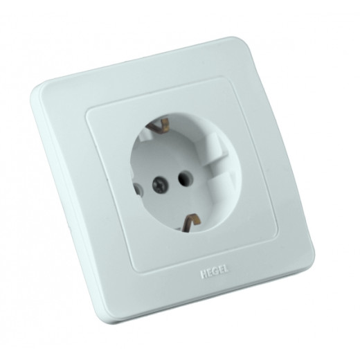 РС16-312 Розетка скрытой установки, одноместная, с заземляющим контактом, со шторкой, цвет белый