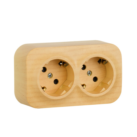 Розеточный блок двойной с заземлением - Legrand Quteo - с предварительным подключением со шторками IP20 16А 250В винтовые зажимы накладной монтаж - дерево