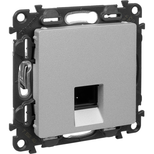 Valena LIFE.Информационная розетка одиночная RJ45 Кат.5е UTP.С лицевой панелью.Алюминий