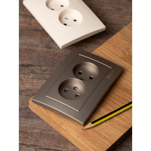 Валенсия лицевая панель розетка 2-местной б/з 10А кашемир с защ. штор. EKF PROxima