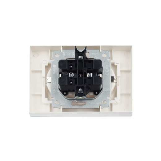 BRITE Роз. 2-я с з/к/ш 16А в сб. РСш12-3-БрЖ жемч. IEK