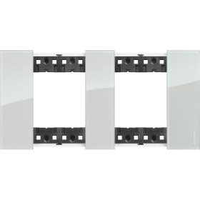 BT Living now Небо Рамка немецкий стандарт 2 поста (2+2 мод).