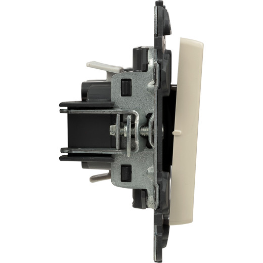 Valena LIFE.Переключатель 10АХ 250В с лицевой панелью.Безвинтовые зажимы.Слоновая кость