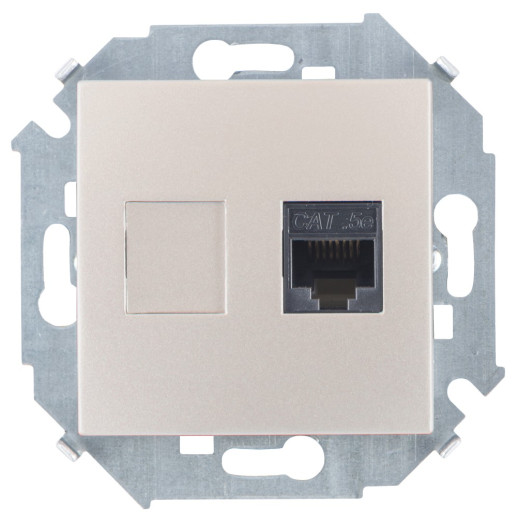 Розетка компьютерная RJ45 кат.5е (АМР),шампань