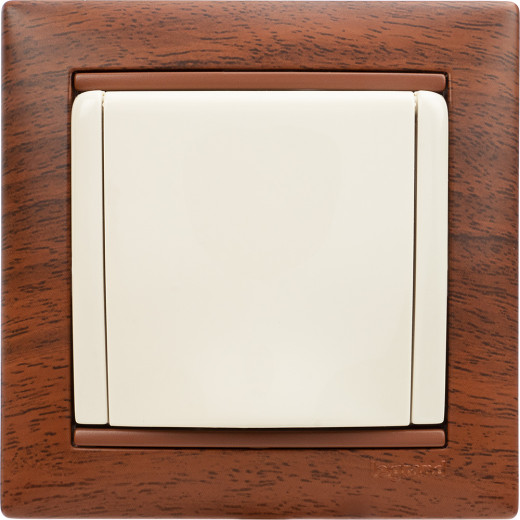 Розетка с заземлением - Legrand Valena - со шторками с защитной крышкой 16А 250В винтовые зажимы - слоновая кость