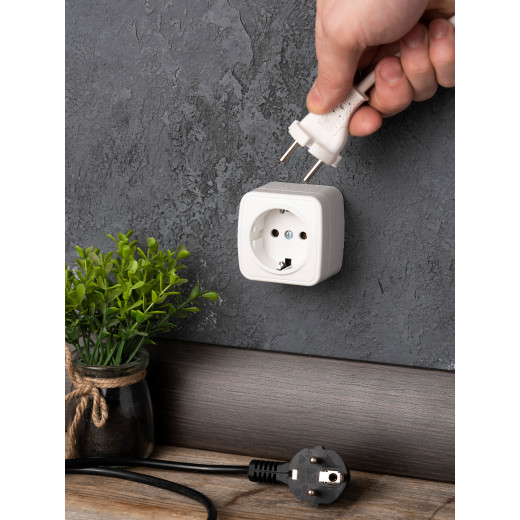 Минск Розетка 1-местная ОП 16А с заземлением белая EKF Basic