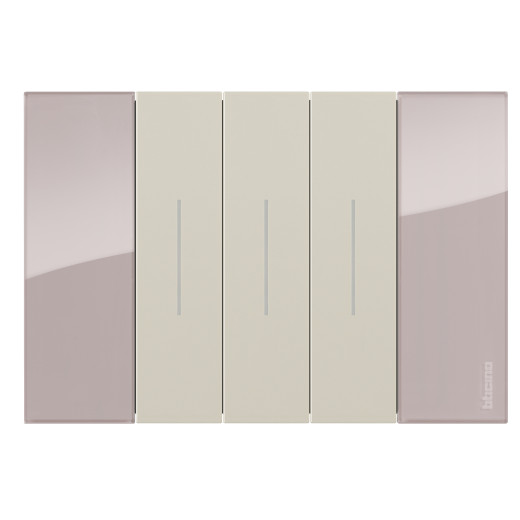 LIVING NOW. Декоративная рамка 3 модуля.Цвет 